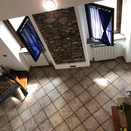 Casa Nel Centro Storico Appartamento Bracciano (Rome)